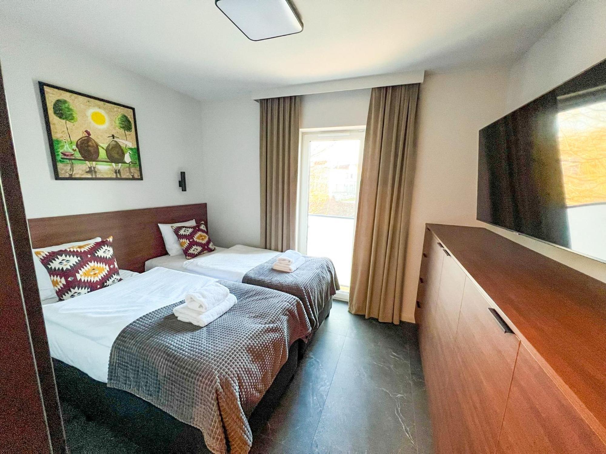 Apartamenty Centrum Park Twardowskiego 4 Zielona Góra Exterior foto